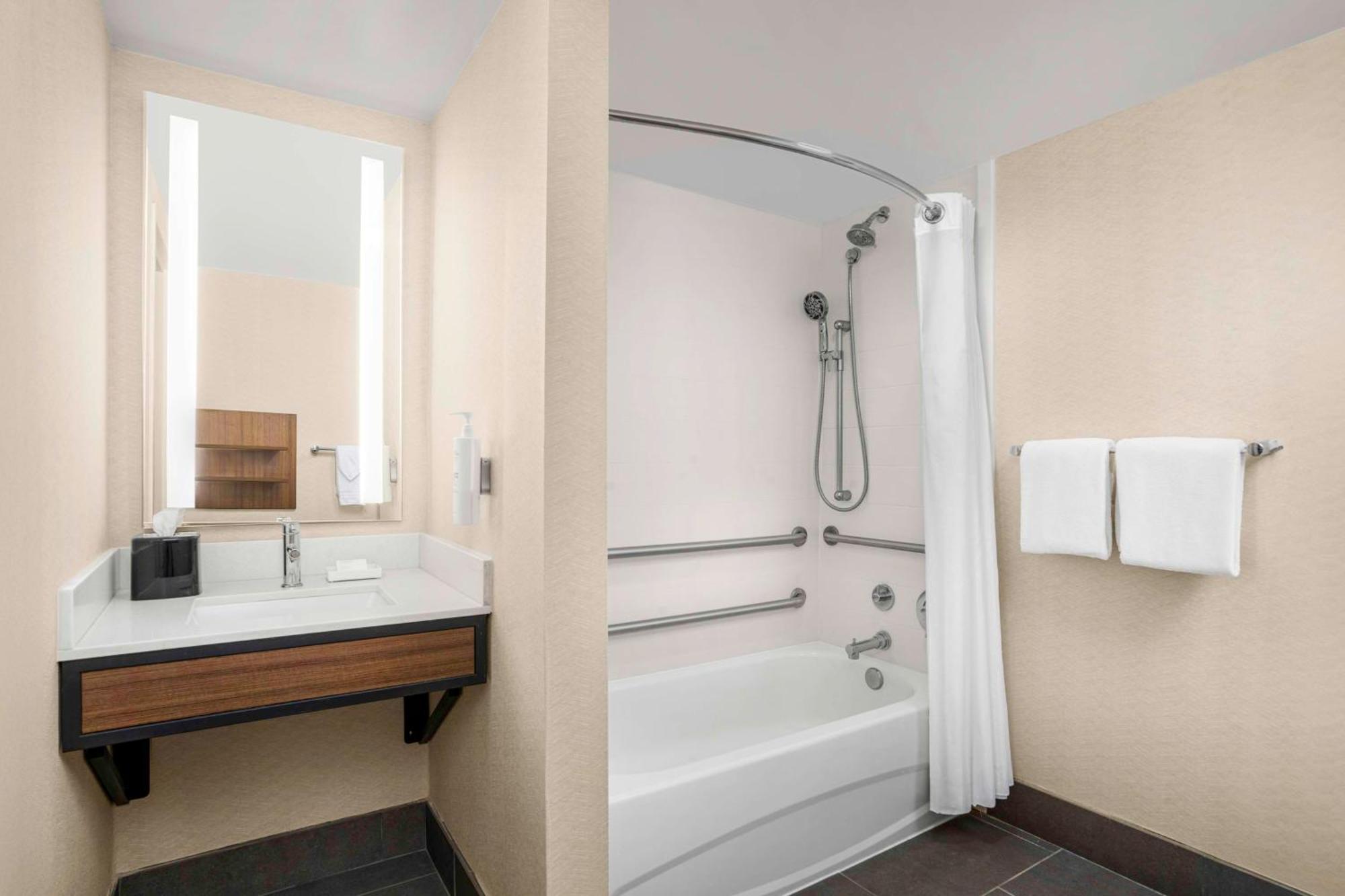 Hilton Garden Inn Kent Island Marina Grasonville Exterior foto